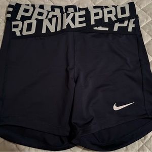 Nike Pro Intertwist shorts